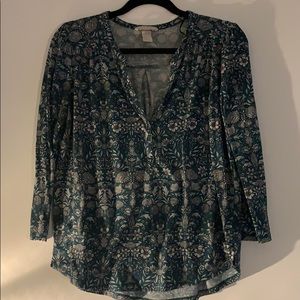 HM green blouse
